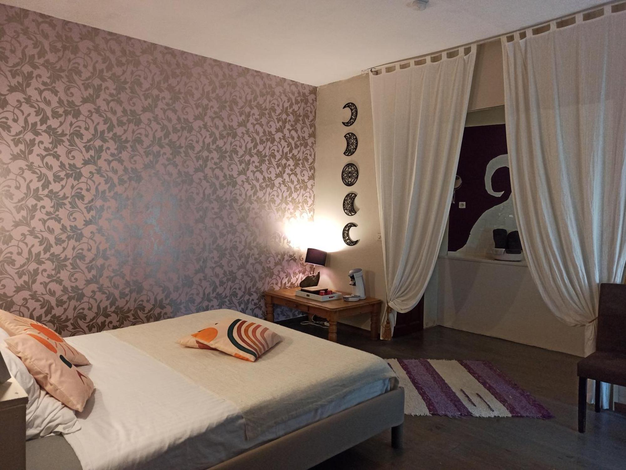 Le Dinanga Bed & Breakfast Léran Екстериор снимка